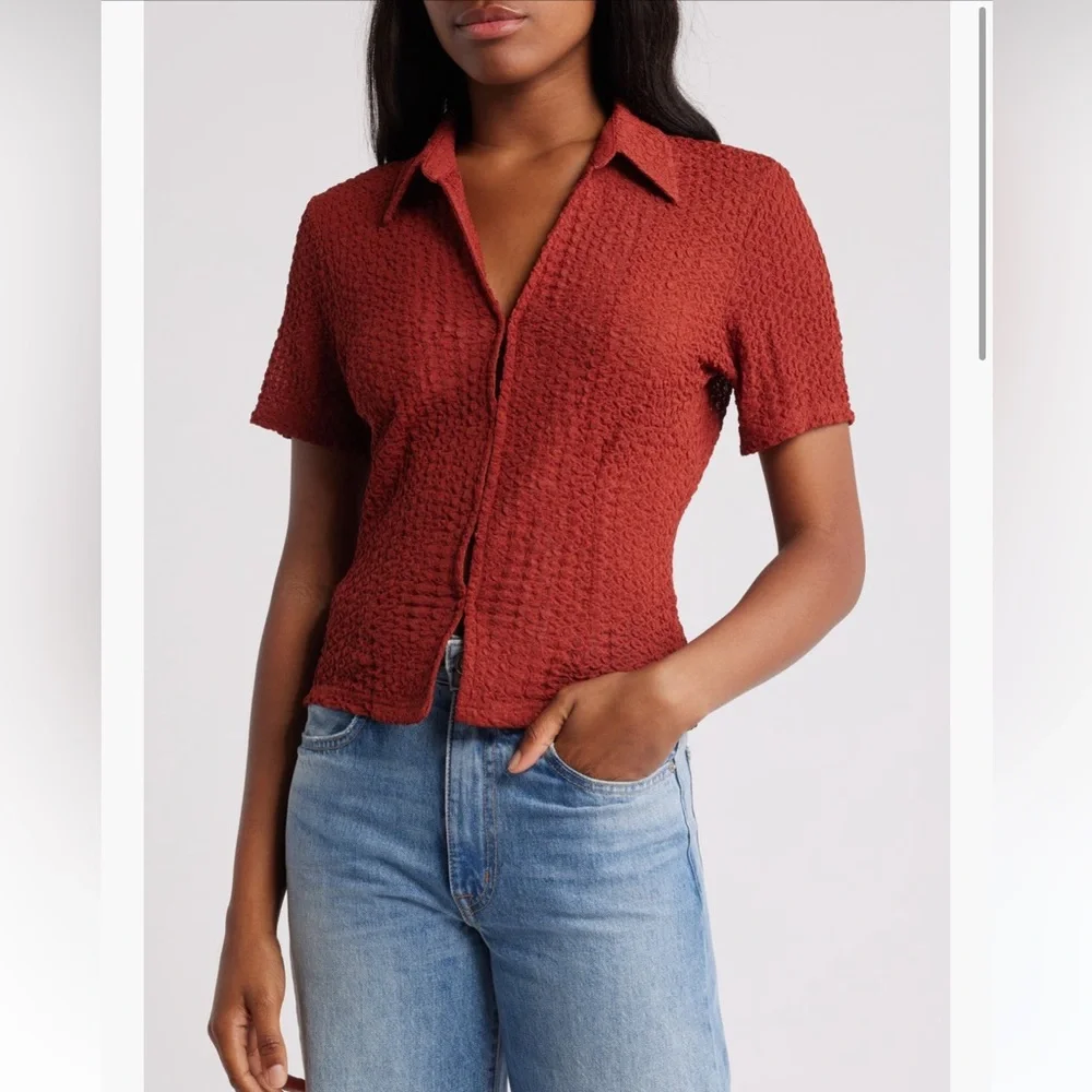 Astr Red Ribbed Button Down Blouse - Picture 1 of 5